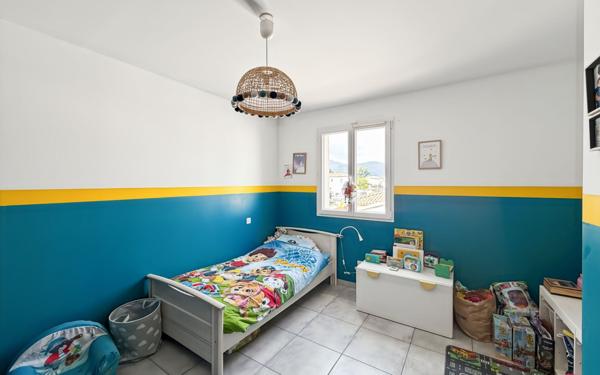 Maison à vendre    4 pièces •  La Crau