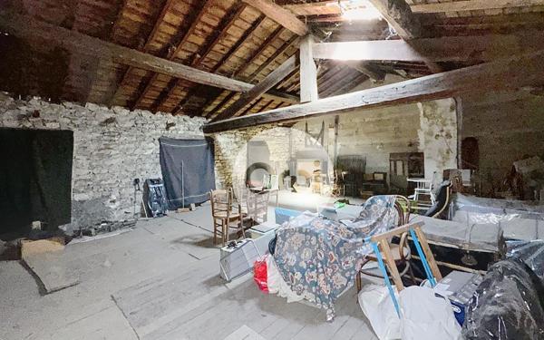 Maison à vendre    4 pièces • 93 m2 Soucieu-en-Jarrest