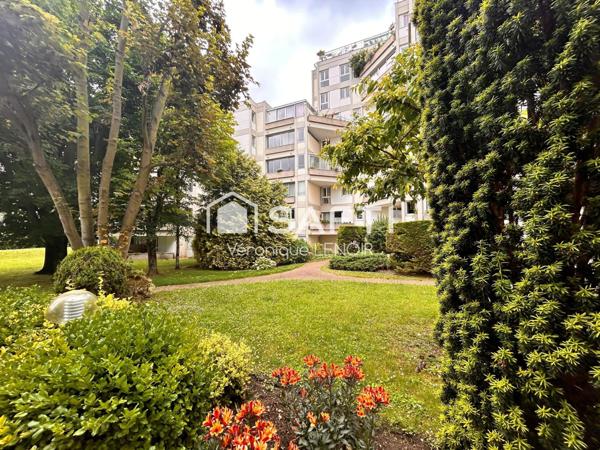 CHATOU - Hauts de Chatou : Beau 2P de 61m2 avec vaste TERRASSE dans une résidence sécurisée