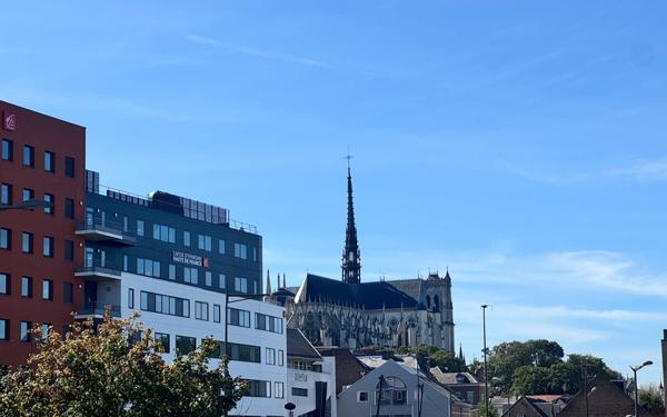 Appartement à vendre    3 pièces • 65 m2 Amiens