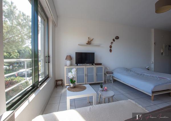 LA ROCHELLE - LES MINIMES STUDIO 28m2  La rochelle