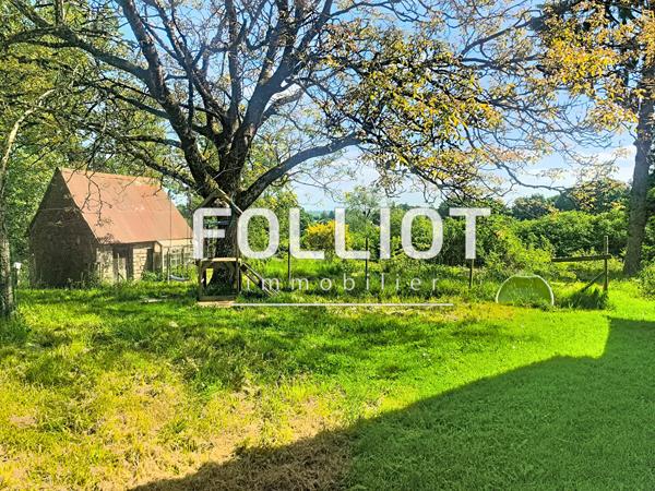 CHERENCE LE HERON - 110 m² sur grand terrain de 15 580 m²