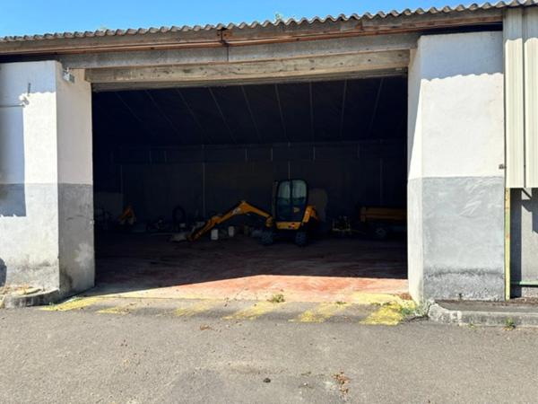 Dépôt de 500 m² – Zone d’activité de Nersac 🏗️