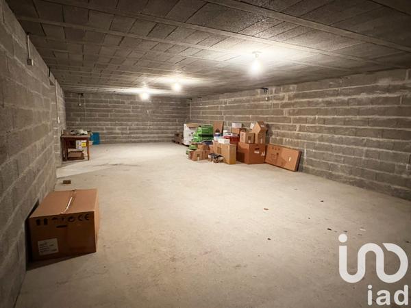 Maison à vendre 7 pièces 231 m² Saint-Cyr-sur-Loire