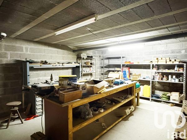 Maison à vendre 7 pièces 231 m² Saint-Cyr-sur-Loire