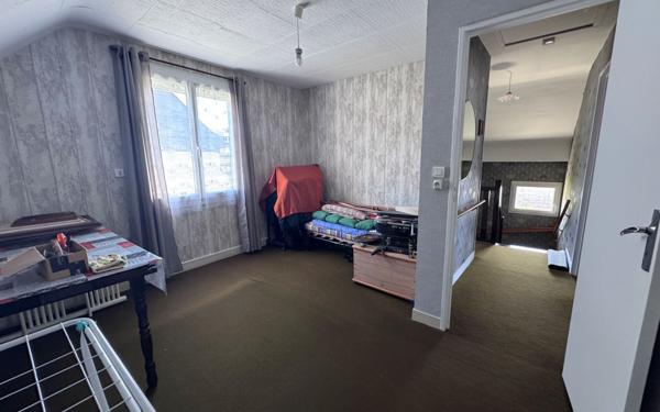 Maison à vendre    4 pièces • 93 m2 Plouguernével