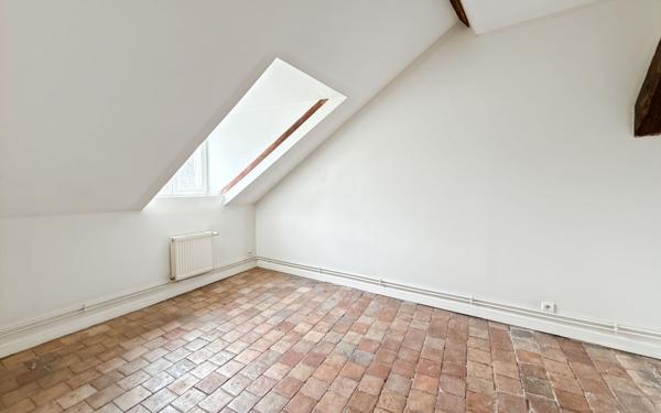 Appartement à louer    3 pièces • 56 m2 Orléans