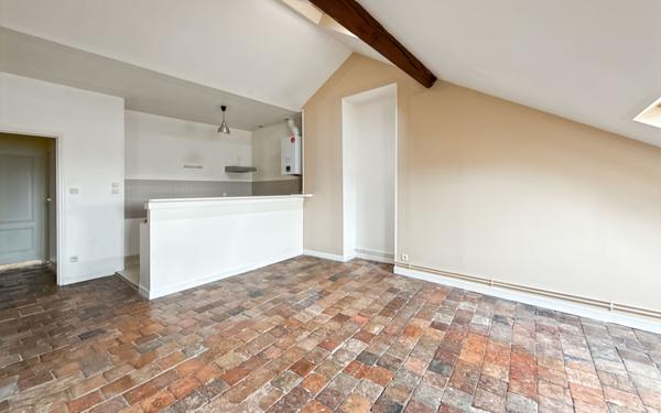 Appartement à louer    3 pièces • 56 m2 Orléans