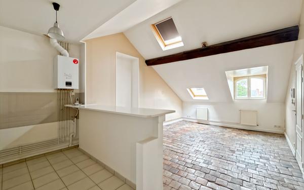 Appartement à louer    3 pièces • 56 m2 Orléans