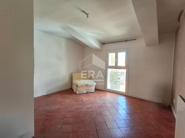 Maison de village de charme avec terrasse et garage à vendre à Rivesaltes