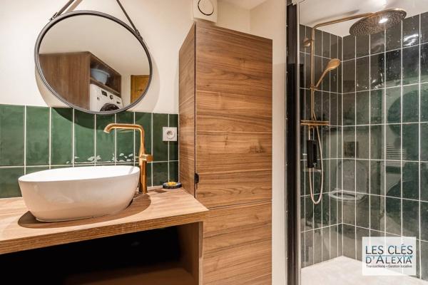 Appartement Duplex entièrement rénové, rez-de-jardin, 118 m², terrasse jardin 34 m²