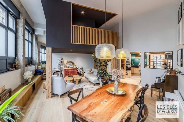 Appartement Duplex entièrement rénové, rez-de-jardin, 118 m², terrasse jardin 34 m²