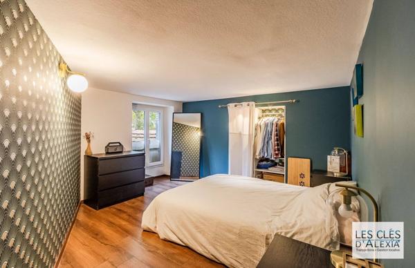 Appartement Duplex entièrement rénové, rez-de-jardin, 118 m², terrasse jardin 34 m²