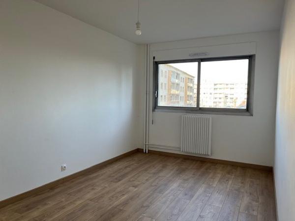 Appartement T4 avec balcon 20 m² et vues
