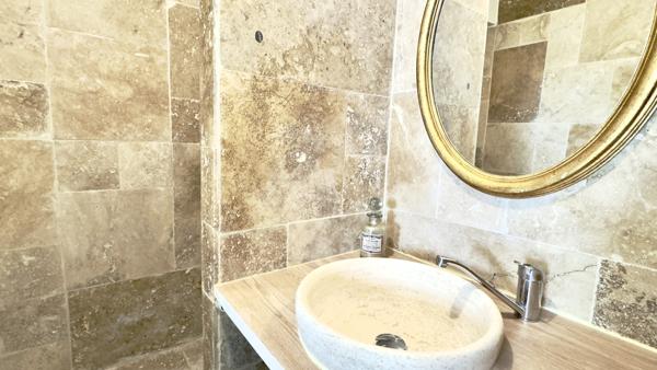 T2 rénové – 34,34 m² Carrez – Accès indépendant – Cœur de Grans