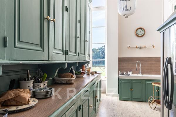 Élégance XIXe : château et domaine de 50 hectares à 1H de Lyon