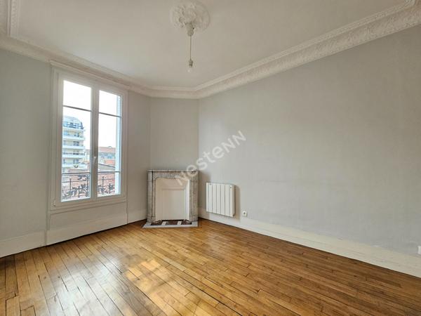 PUTEAUX MAIRIE Appartement Puteaux 3 pièce de 47m² -CHARME