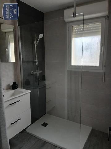 Appartement à louer 1 pièce 26.78m² Sarlat-la-Canéda (24200)