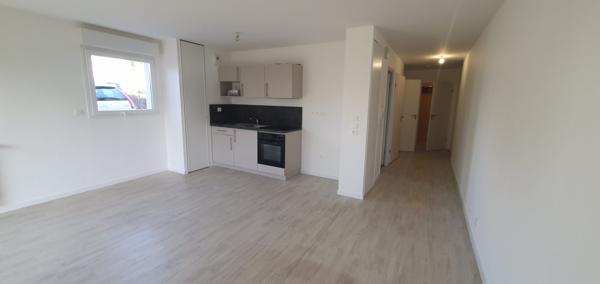 Appartement récent avec jardin