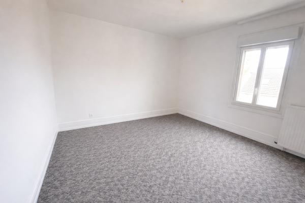 Maison à vendre à Saint Quentin - Référence 5858