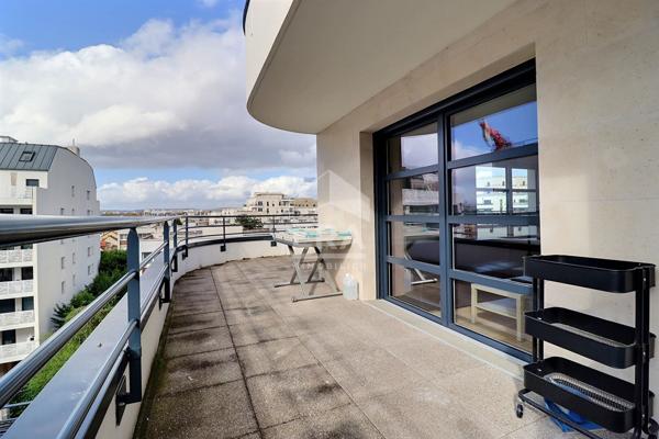 Appartement Colombes 5 pièce(s) 97 m2 - terrasse de 67 m²