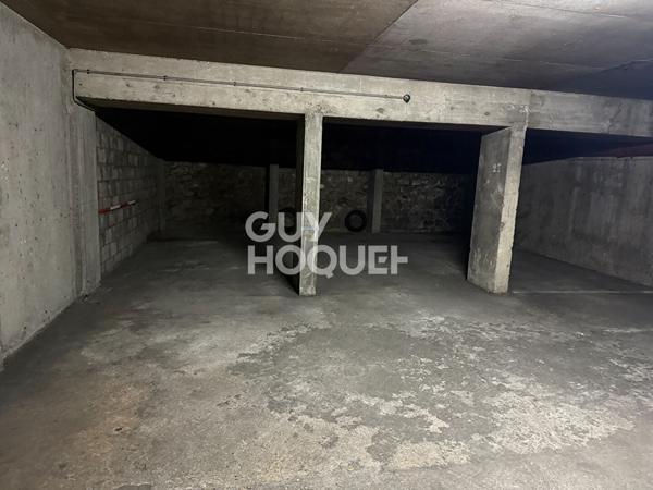 Parking - À vendre