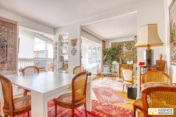 Le Chesnay Parly 2 - Appartement 5 pièces 105 m² situé au 2e et dernier étage avec ascenseur, avec cave et parking €495 000 ** - Référence 25676