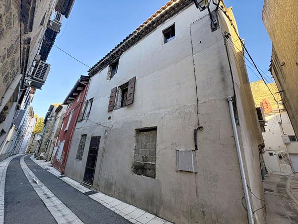 Maison Orange d'environ 107m²