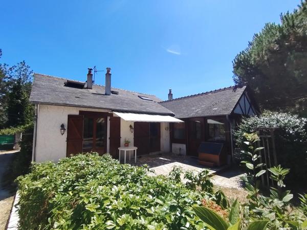 Maison à COUR-CHEVERNY, 41700 - 6 pièces 158m²