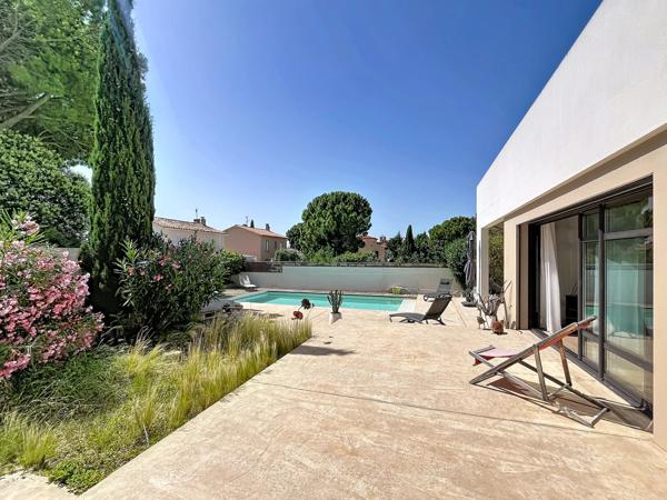 VILLA D'ARCHITECTE CONTEMPORAINE D'EXCEPTION, BAIXAS