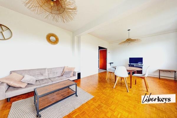 Appartement T4 lumineux avec terrasse, vue dégagée, double garage et terrain