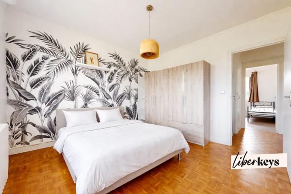 Appartement T4 lumineux avec terrasse, vue dégagée, double garage et terrain