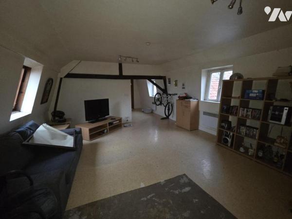 ROUBAIX - PROXIMITE GARE - DANS UNE PETITE COPROPRIETE, APPARTEMENT DE TYPE 3 A RENOVER - 