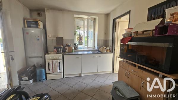 Immeuble à vendre 135 m² Villeblevin