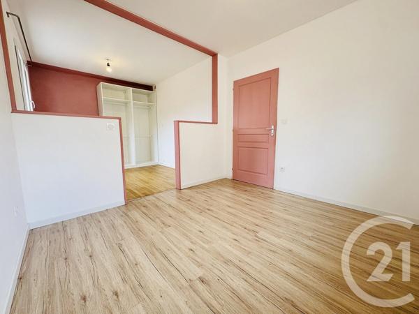 Maison à vendre  5 pièces - 95,23 m 2   RILHAC RANCON  - 87