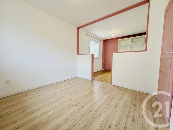 Maison à vendre  5 pièces - 95,23 m 2   RILHAC RANCON  - 87