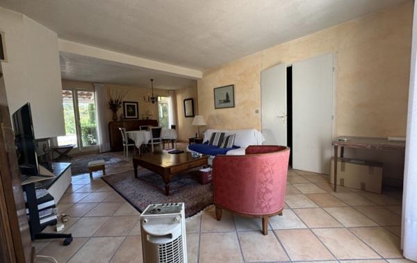 Vente Maison type 4/piscine/TRAVAUX à rénover Allauch   