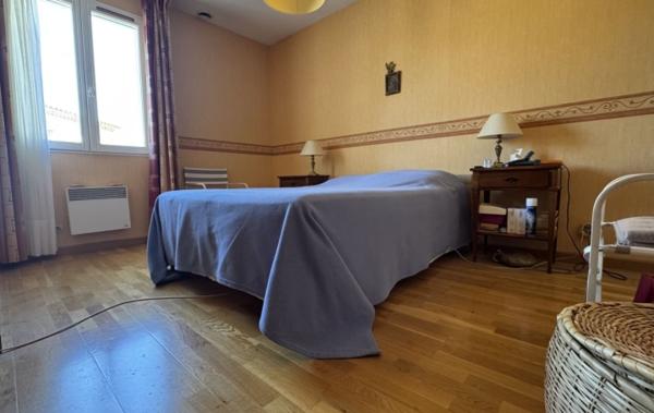 Vente Maison type 4/piscine/TRAVAUX à rénover Allauch   