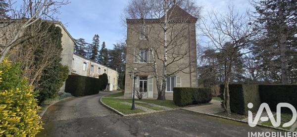 Maison à vendre 20 pièces 480 m² La Talaudière