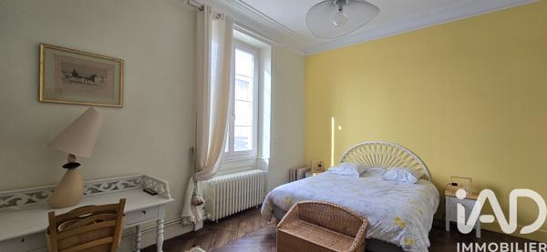 Maison à vendre 20 pièces 480 m² La Talaudière