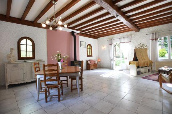 Maison à vendre |  Vanxains |  7 pièces | 199 m²