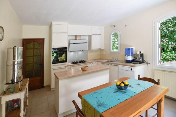 Maison à vendre |  Vanxains |  7 pièces | 199 m²