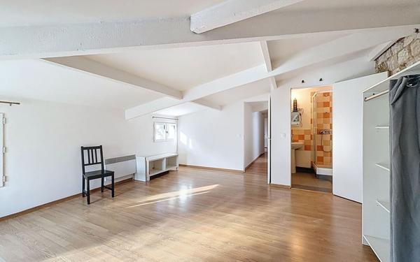 Appartement à louer    4 pièces • 84 m2 Nanterre