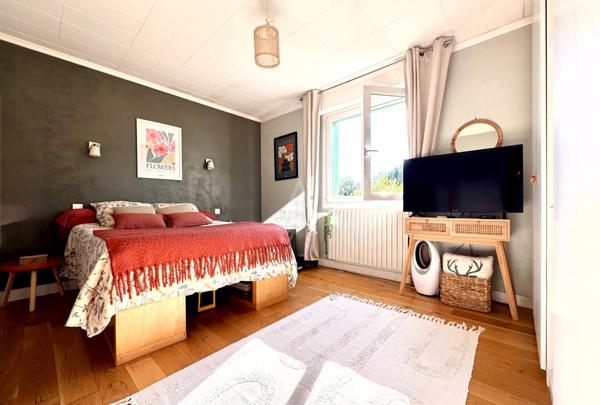 Maison de caractère 6 pièces 127m² avec jardin exotique + T2 indépendant Vannes Saint-Guen/Bilaire