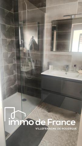 Maison  contemporaine 111 m²  3 chambres, garage + sous sol de 125 m², piscine, terrain de 1296 m²