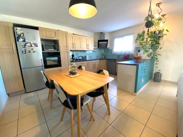 Villa T5  autonomie énergétique! sur parcelle de 276 m2 avec piscine 278 000€ FAI