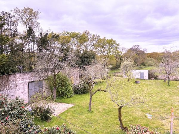 Maison 208m² - 6 Chambres - DEPENDANCES - TERRAIN 2100m²