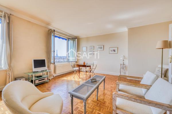 Vue Tour Eiffel au coeur du 6e