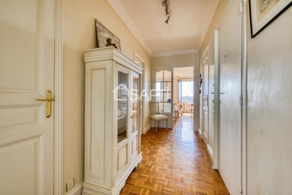 Vue Tour Eiffel au coeur du 6e