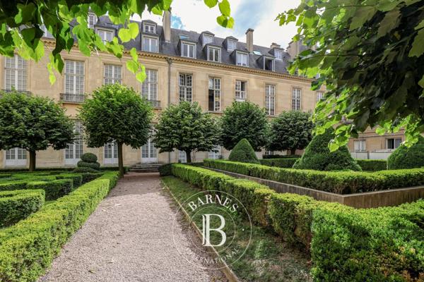 Paris 3ème, Appartement 3 Chambres -  124 m² à vendre